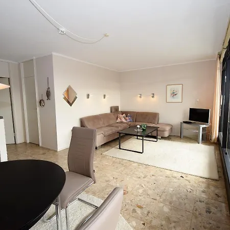 Hohes Ufer Kuestenglueck Hohwacht