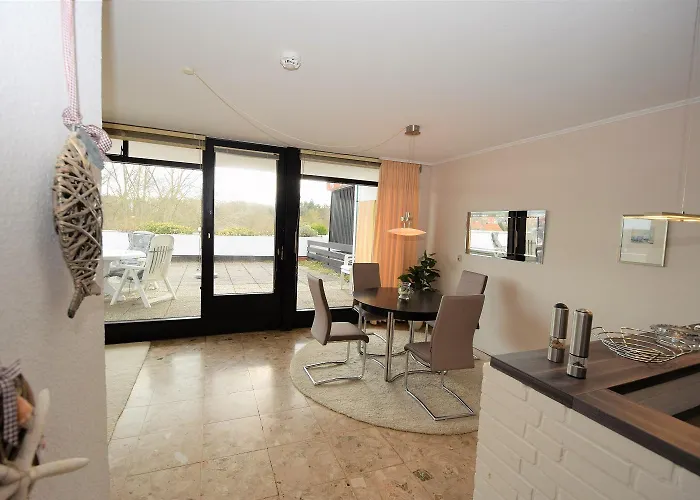 Hohes Ufer Kuestenglueck *